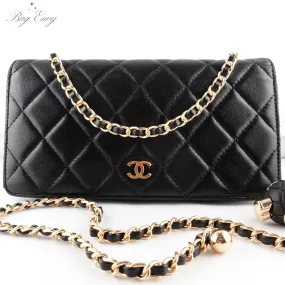 CHANEL Lambskin Bifold Wallet with Adjustable Chain